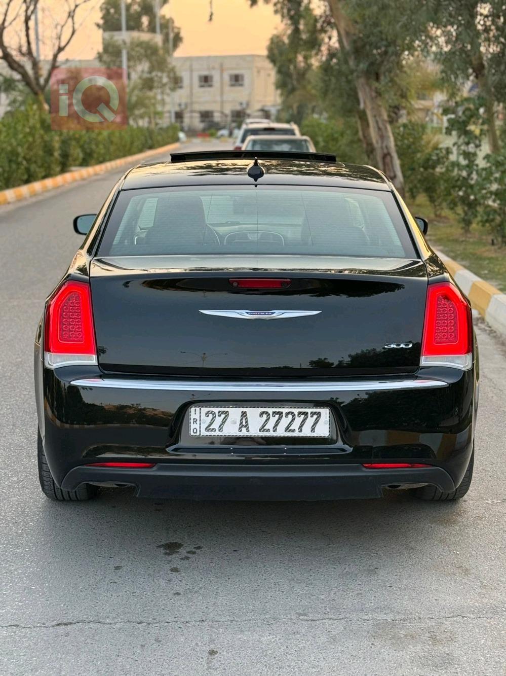 كرايسلر 300